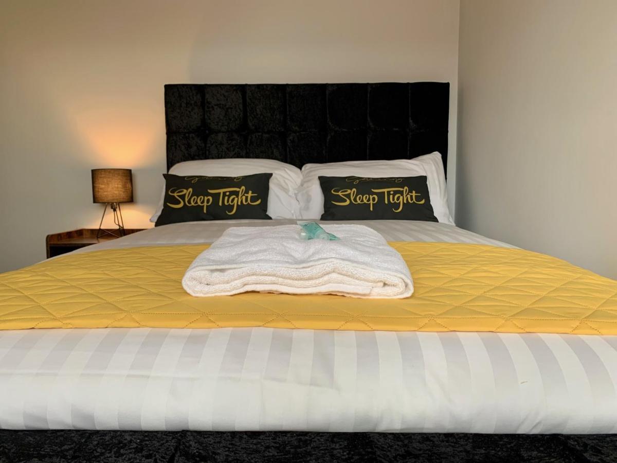 The Upper Gathering - Sleeps Up To 9 Sale Extérieur photo